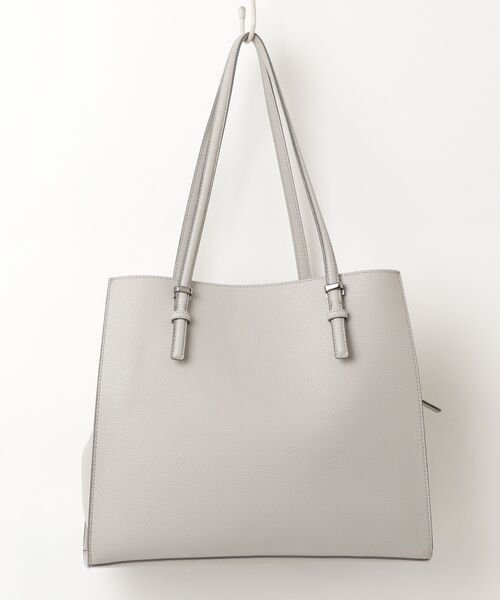 【美品】CHARLES&KEITH レザートートバッグ　グレー CHARLES ＆ KEITH（チャールズ&キース） 「CHARLES & KEITH」 トート