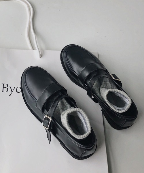 バックル付き黒ローファー 717kIjUyURL._UY300_.jpg