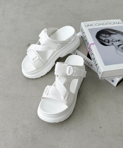 CLEA サンダル クロスストラップ厚底スポーツサンダル