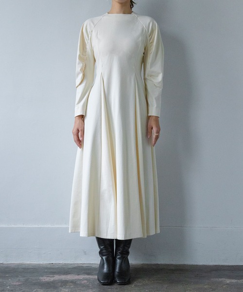 Sirin【ダブルクロス】 パフ袖フレアワンピース ダブルクロス】 パフ袖フレアワンピース – Sirin Online Store