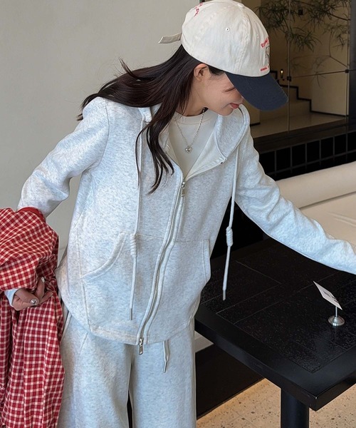 aimoha パーカー リラックス感溢れるフード付きジップアップシルエット