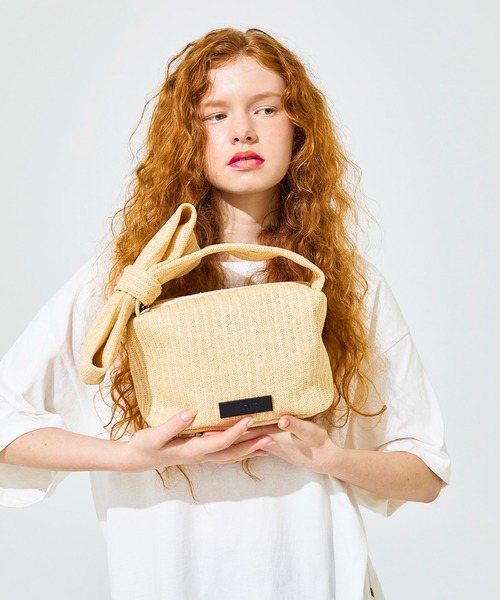 ハンドバッグ RIBBON POUCH RAFFIA