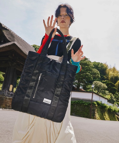 OMMO バッグ OMMO（オーエムエムオー） トートバッグ PADDED NYLON TOTE BAG