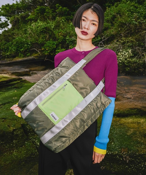 OMMO（オーエムエムオー） トートバッグ PADDED NYLON TOTE BAG