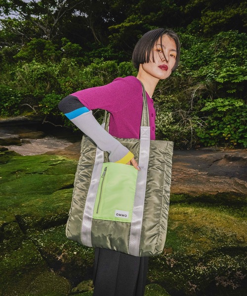 OMMO（オーエムエムオー） トートバッグ PADDED NYLON TOTE BAG