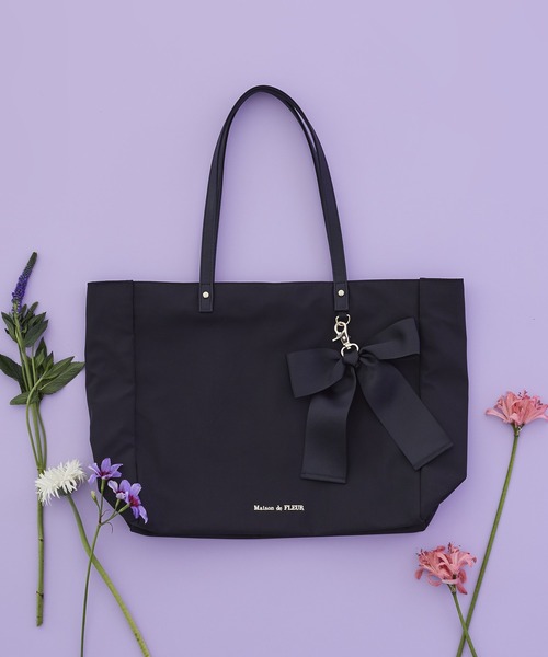 Maison de FLEUR（メゾンドフルール） トートバッグ リボンチャーム
