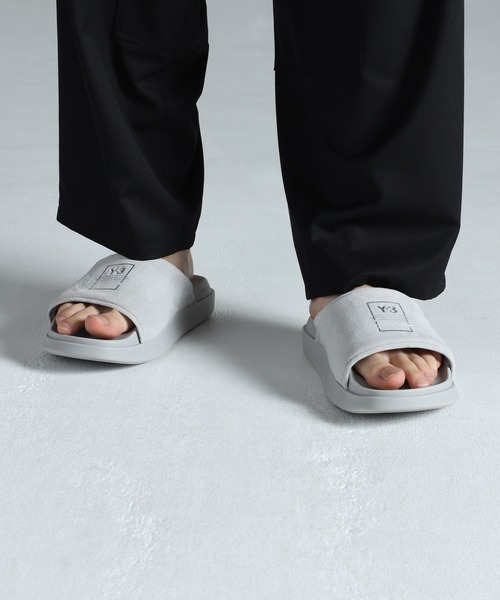 Y-3 ワイスリー SLIDE GW8631 サンダル Y-3 SLIDE GW8631 サンダル スライダーサンダル|Y-3|ストリート