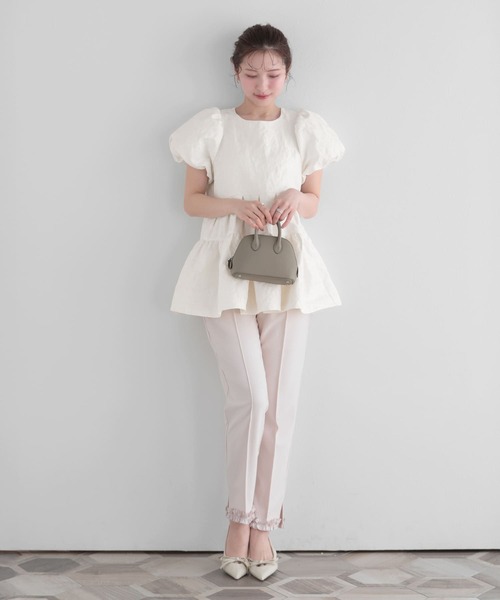 Fit more（フィットモア） フラワージャガード袖バルーントップス