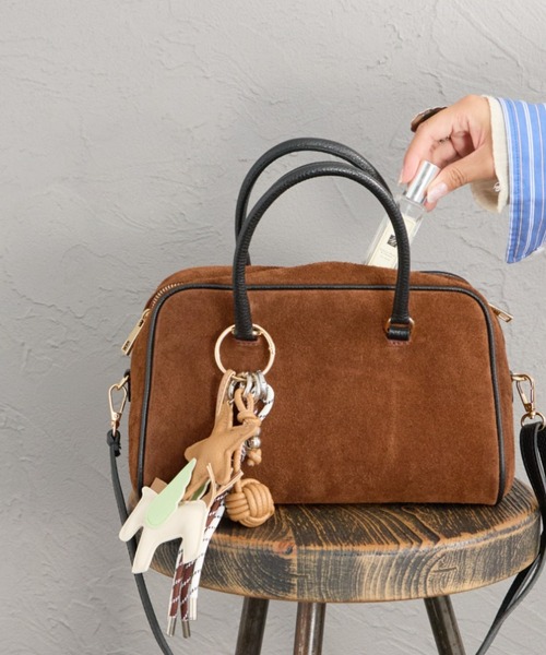 美品 AULENTTI 2WAYバッグ スエード ミニボストン ブラウン系h79 AULENTTI（オウレンティ） ショルダーバッグ バッグ 「AULENTTI