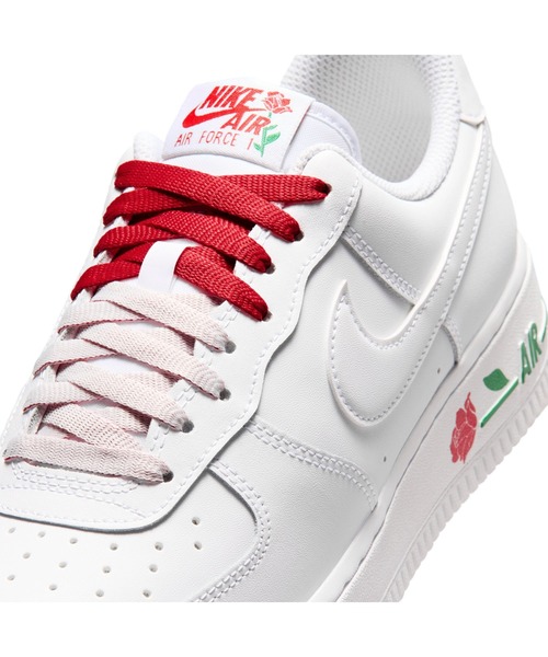 新品未使用　NIKE WMS FORCE 1 '07 SE です。 NIKE（ナイキ） スニーカー WS エア フォース 1 07 SE レディース