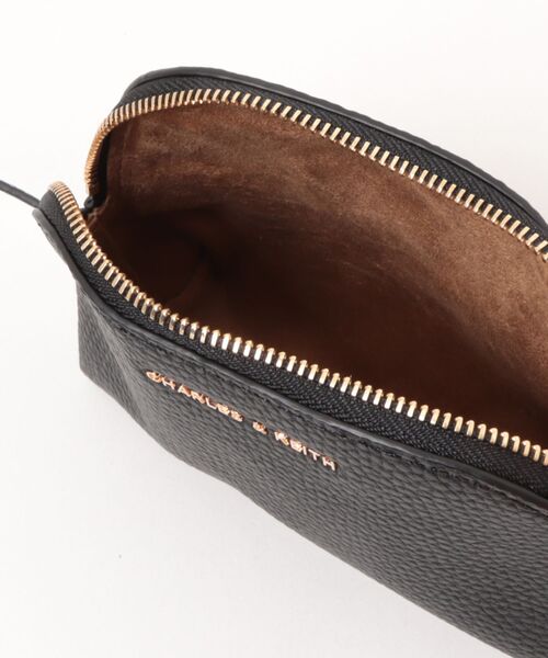 未使用級✨チャールズ&キース ポーチ付ショルダーバッグ ブラック　ホーボー CHARLES ＆ KEITH（チャールズ&キース） ショルダーバッグ バッグ