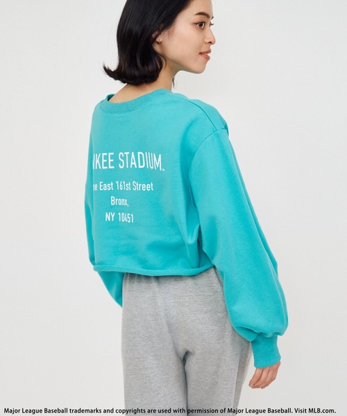 BACK TO THE FIELD トレーナー スウェット 「MLB」ロゴショート丈