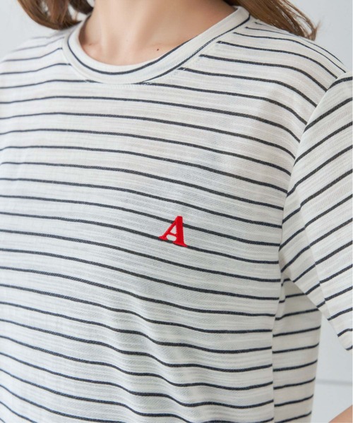 Isn't She？（イズントシー） tシャツ 半袖 ボーダー刺繍ロゴTシャツ