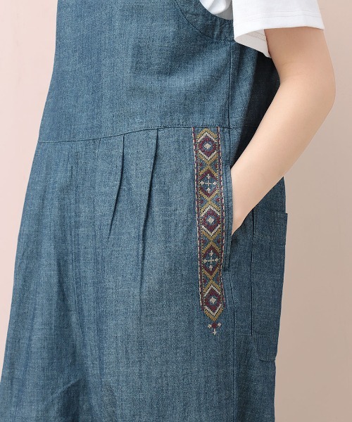新品チチカカ　Mデニムサロペットパンツ 美品 チチカカ ダークブルー デニム サロペットパンツ - メルカリ