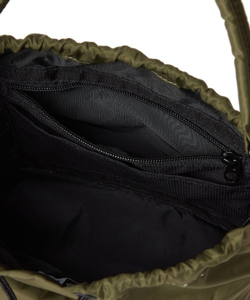 PORTER ナイロンツイルショルダーポーチ　ブラック　新品未使用 正規激安 PORTER ナイロンツイルショルダーポーチ ブラック 新品
