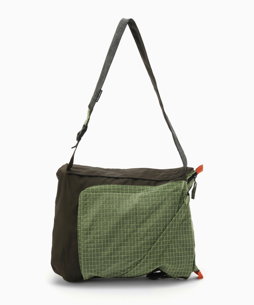 WISM（ウィズム） ショルダーバッグ Dan Gee / ダン ジー FOLD BAG