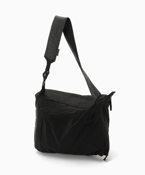 WISM（ウィズム） ショルダーバッグ Dan Gee / ダン ジー FOLD BAG