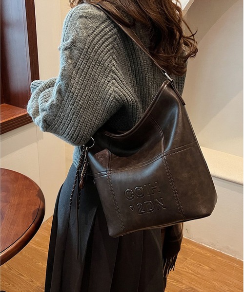 LA VORAGINE トートバッグ ロゴエンボス 大容量トートバッグ