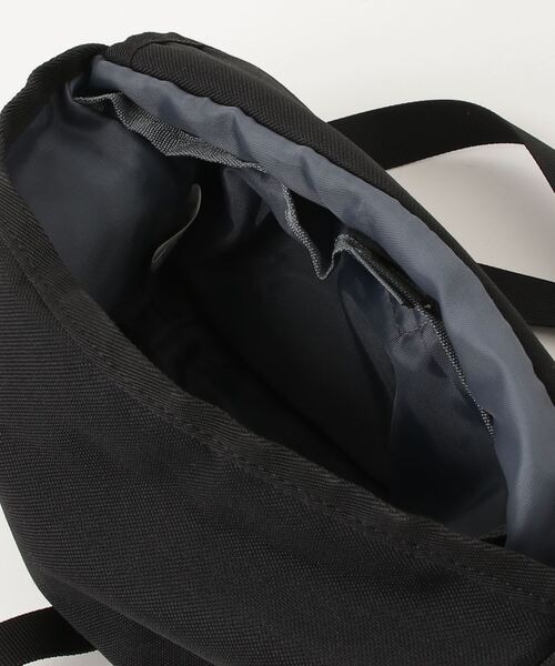 『KEITH HARING』メッセンジャーバッグ Keith Haring（キース ヘリング） メッセンジャーバッグ FREE ブラック