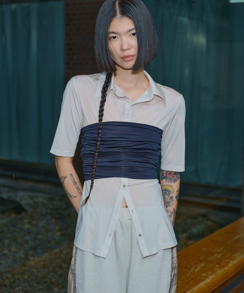 「THINGS THAT MATTER」 半袖シャツ FREE ベージュ×ブラック レディース_画像2