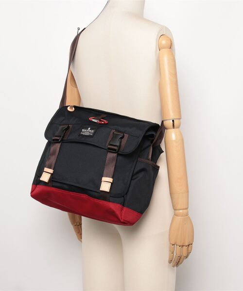 ショルダーバッグ MAKAVELIC TRUCKS GARAGE MESSANGER BAG メンズ レディース_8