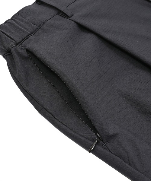 v*a様 New Balance WIDE TAPERED スラックス ブラック NEW BALANCE（ニューバランス）の「【New Balance / ニューバランス