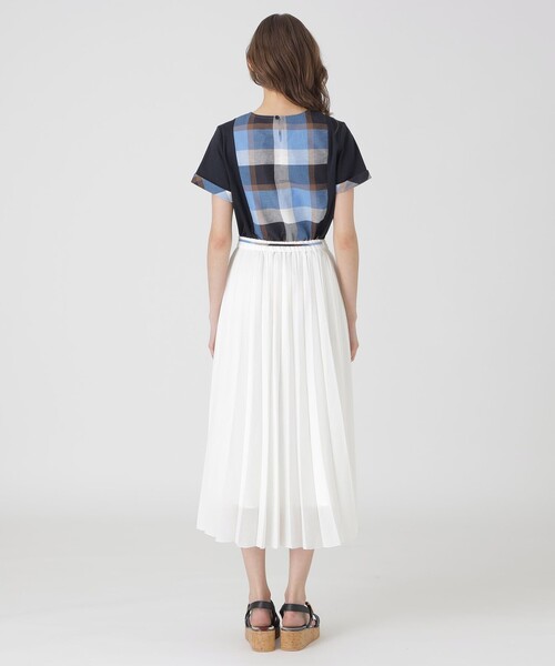 BLUE LABEL CRESTBRIDGE（ブルーレーベルクレストブリッジ） スカート