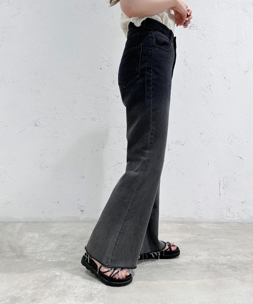 「apres jour mignon」 加工ブーツカットデニムパンツ SMALL ブラック レディース