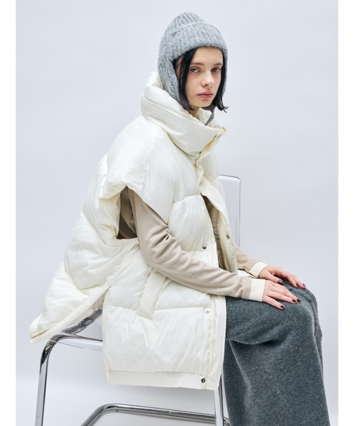 AIC. ダウンベスト ベスト ボリュームオーバーサイズ中綿ベスト