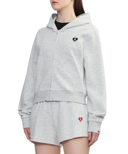 A BATHING APE（アベイシングエイプ） パーカー HEART BADGE HOODED