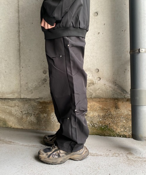 lilful カーゴパンツ スタッズタックデザインナイロンカーゴパンツ