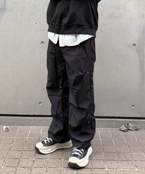 lilful カーゴパンツ スタッズタックデザインナイロンカーゴパンツ