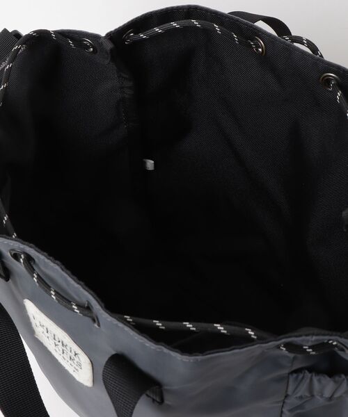 「FREDRIK PACKERS」 ショルダーバッグ - グレー レディース_画像4