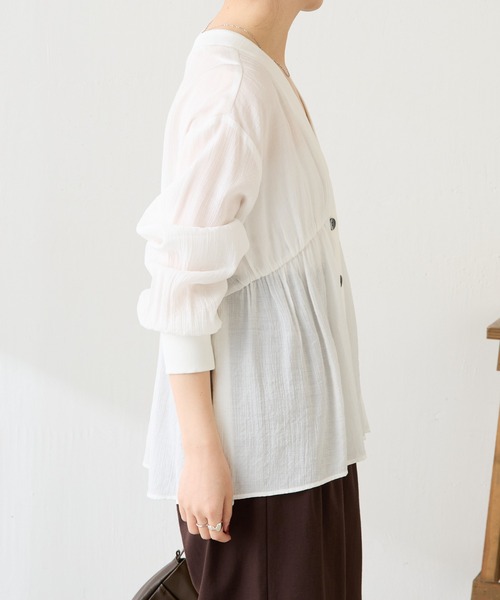 ブラウス シャツ 体型カバー/軽量/夏にも羽織れるギャザー切替シアーシャツカーディガン/WEB限定カラー展開 レディースの画像