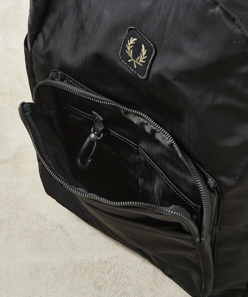 FRED PERRY（フレッドペリー） デイバック リュック メンズ レディース