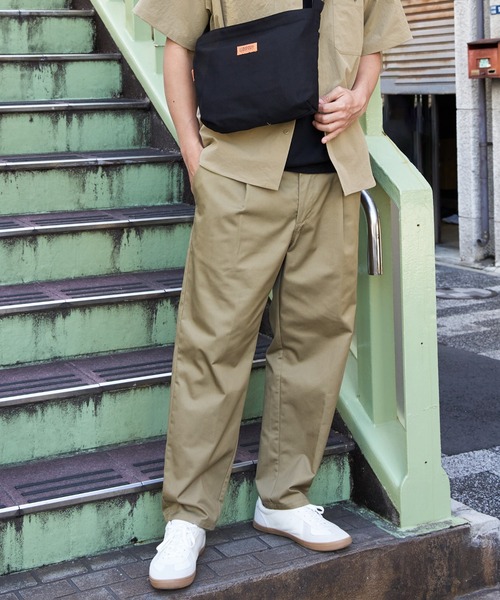 UNIVERSAL OVERALL（ユニバーサルオーバーオール） ワイドパンツ