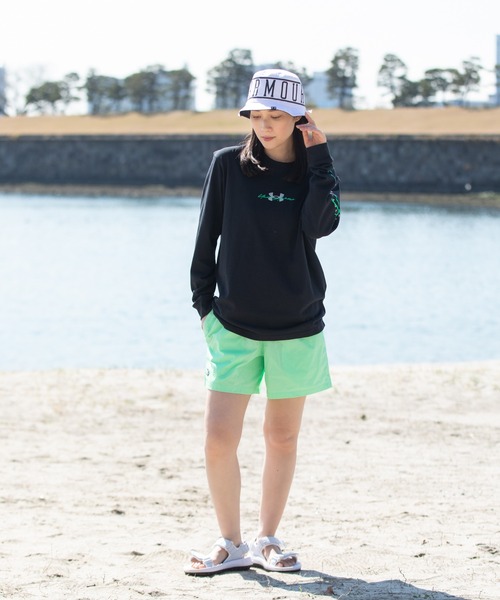 ●完売品●UNDER ARMOUR 直営限定　UAボレーショーツ　ショートパンツ UNDER ARMOUR パンツ UAアイコン クリンクル ウーブン ボレー
