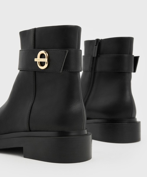 CHARLES ＆ KEITH ブーツ メタリックアクセント アンクルブーツ