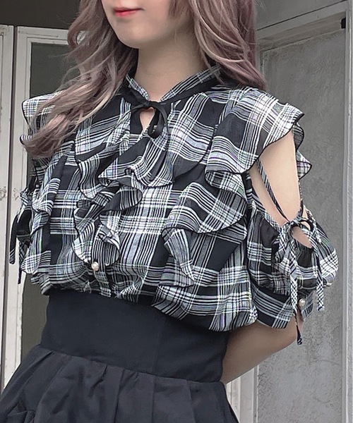 BURBERRY LONDON フリルブラウス　シャツ　黒　レディース　M相当 BURBERRY（フリル ・ シャツ/ブラウス(長袖/七分)）のフリマ