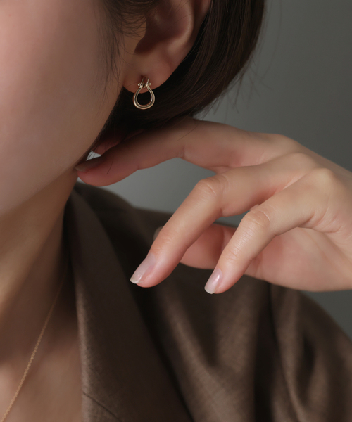 ピアス ホースシューピアス K10（両耳） レディースの画像