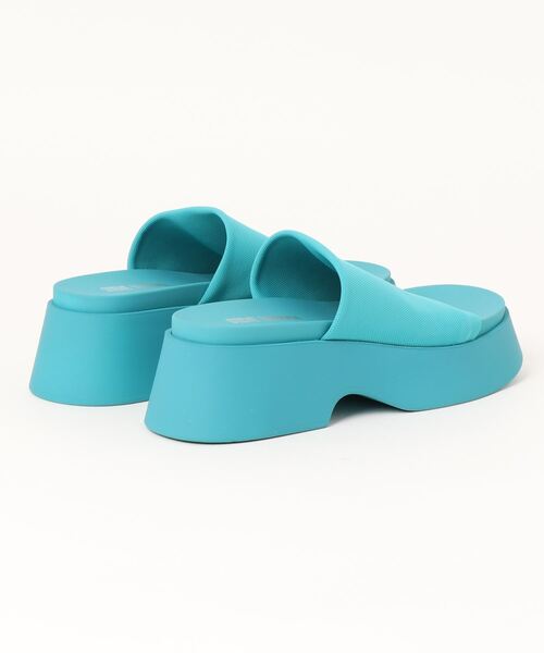 「STEVE MADDEN」 フラットサンダル 24.5cm ターコイズブルー レディース_画像2