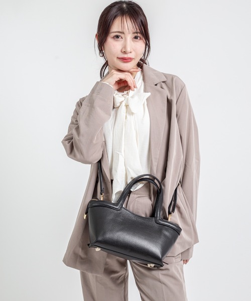 【AULENTTI/オウレンティ】レザーショルダーBAG AULENTTI（オウレンティ） ショルダーバッグ バッグ 「AULENTTI