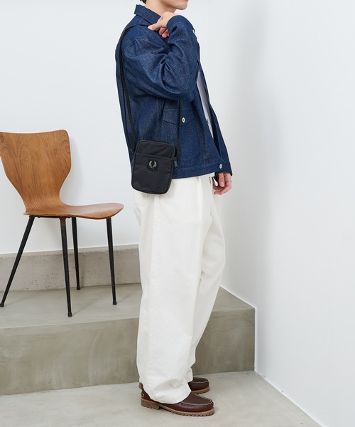 FRED PERRY（フレッドペリー） ショルダーバッグ 「FRED PERRY