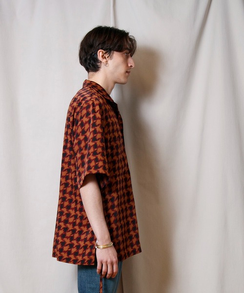 FACTOTUM（ファクトタム） シャツ 「FACTOTUM」サテンプリントショート