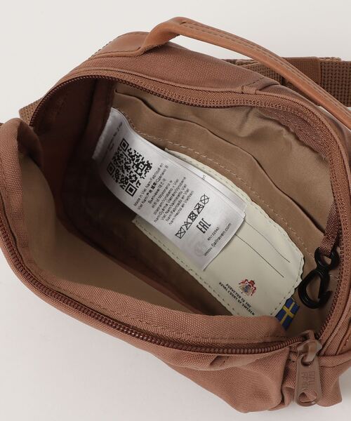 FJALL RAVEN KANKENウエストバッグ ベージュ(221)23223 FJALL RAVEN KANKENウエストバッグ ベージュ(221)23223 - メルカリ