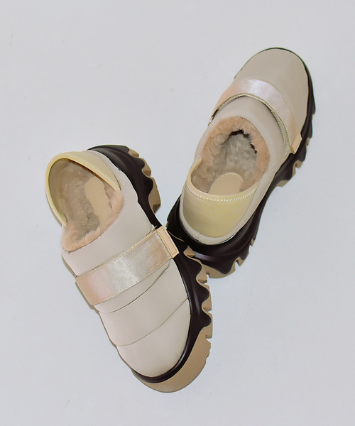 LAROUTE（ラルート） スニーカー 「LAROUTE」キルティングファー 厚底