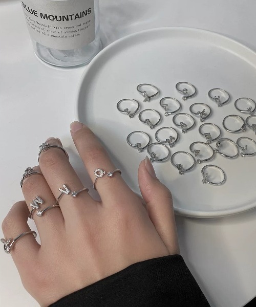 指輪 リング イニシャルリング レディース : ZOZOTOWN Yahoo!店 - 通販