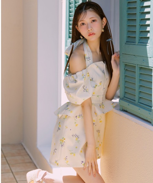 一度着用『220,000万円のお品』LELAROSE　真珠袖　膝丈ワンピース rienda ワンピース 「AKB48 千葉恵里さん着用」2WAYオフショル