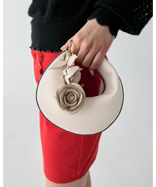 kate spade NEW YORK（ケイト・スペード ニューヨーク） キーホルダー