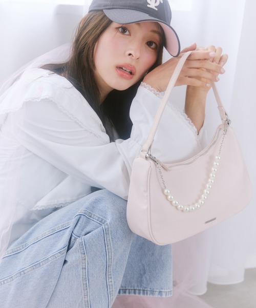 お値下げ【新品タグ付】ジルスチュアート☆ハーフムーンショルダーバッグ JILL by JILL STUART（ジルバイジルスチュアート） ハンドバッグ ワン